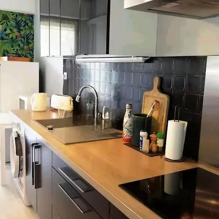Superb Flat In A Collines D'estanove Apartamento